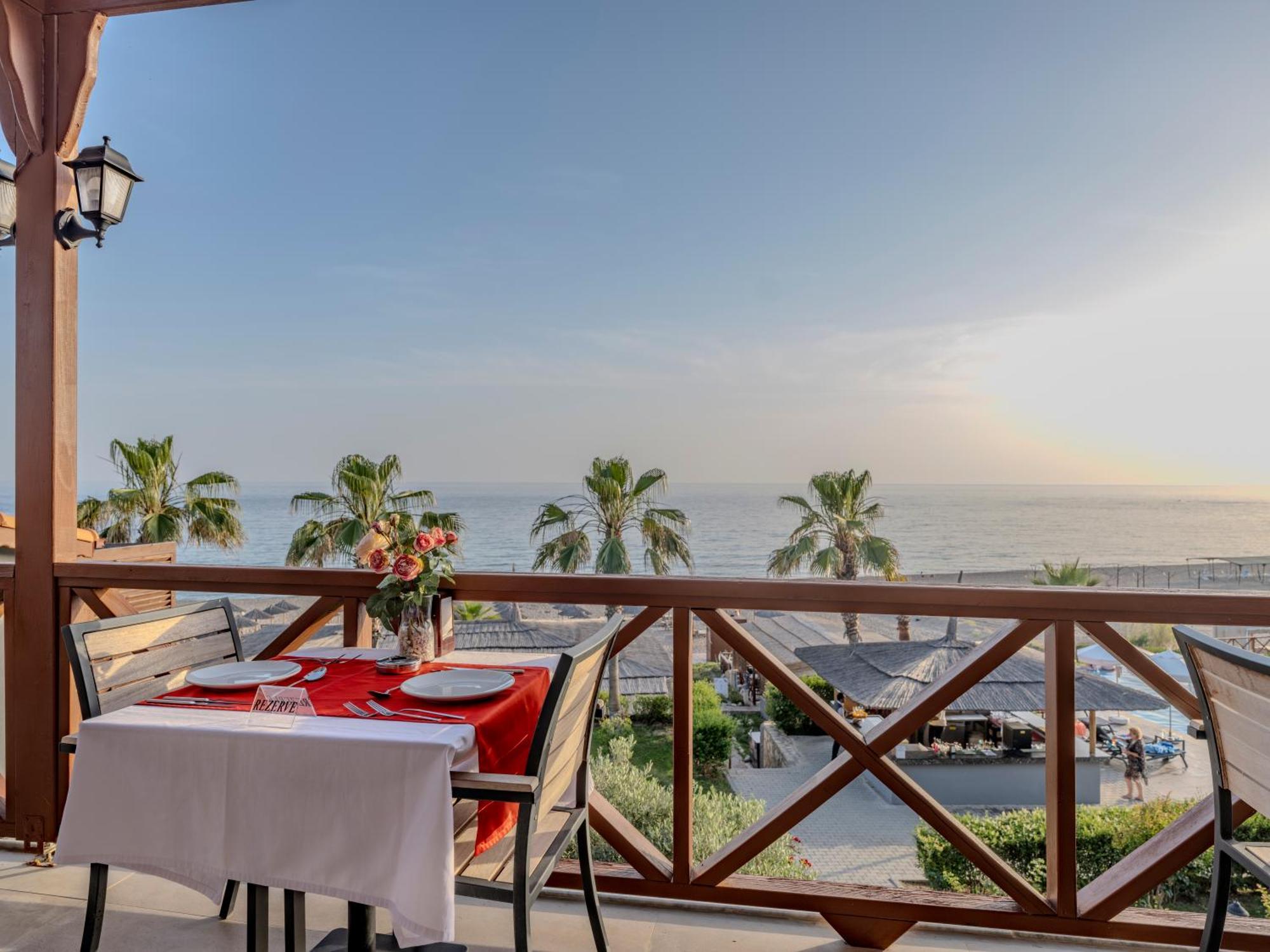 Adora Calma Beach Hotel Adults Only Kızılot エクステリア 写真