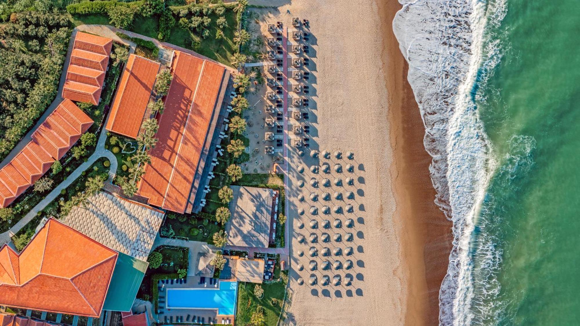 Adora Calma Beach Hotel Adults Only Kızılot エクステリア 写真