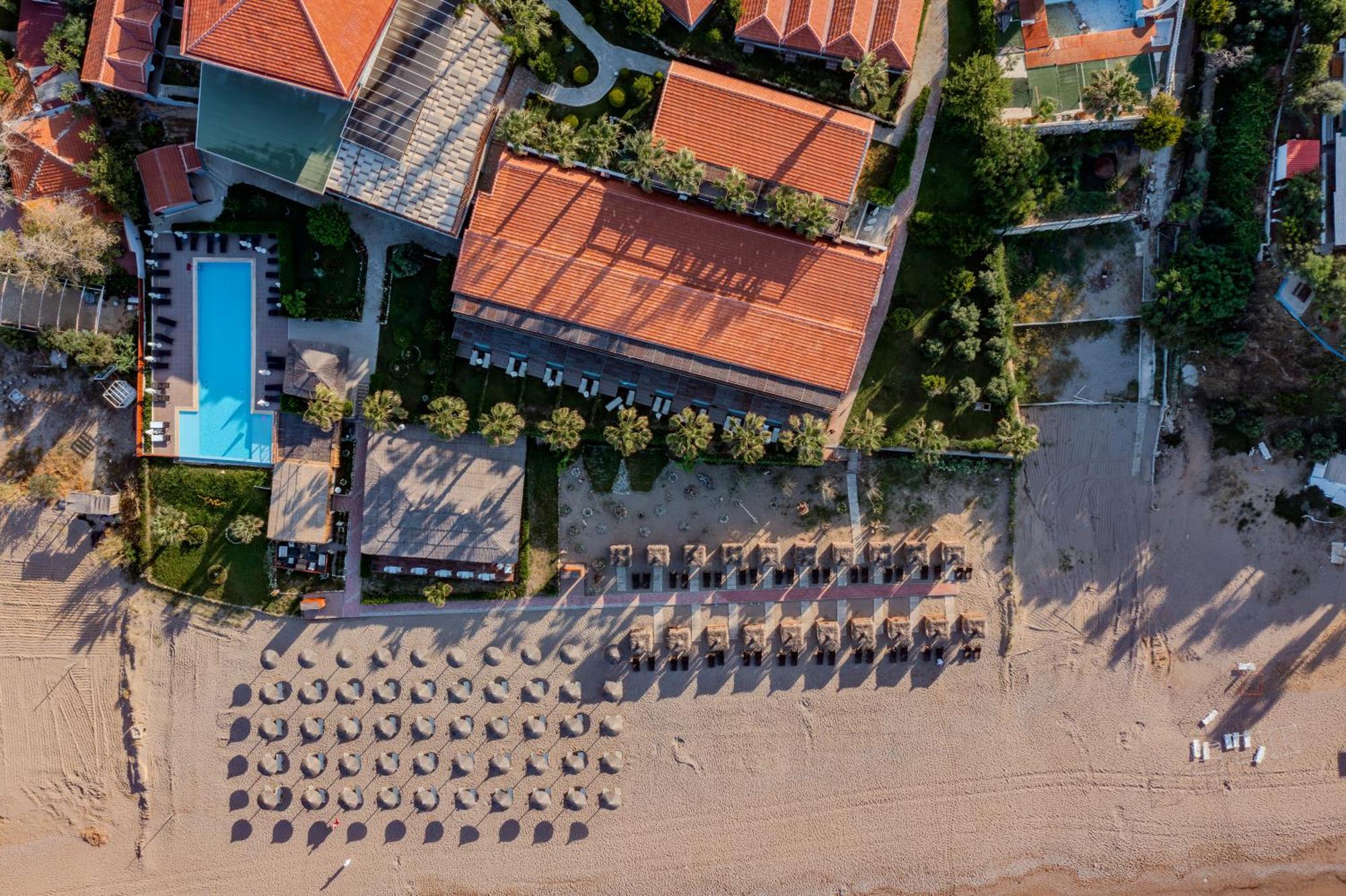 Adora Calma Beach Hotel Adults Only Kızılot エクステリア 写真