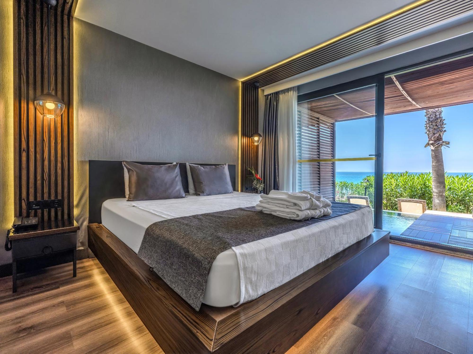 Adora Calma Beach Hotel Adults Only Kızılot エクステリア 写真