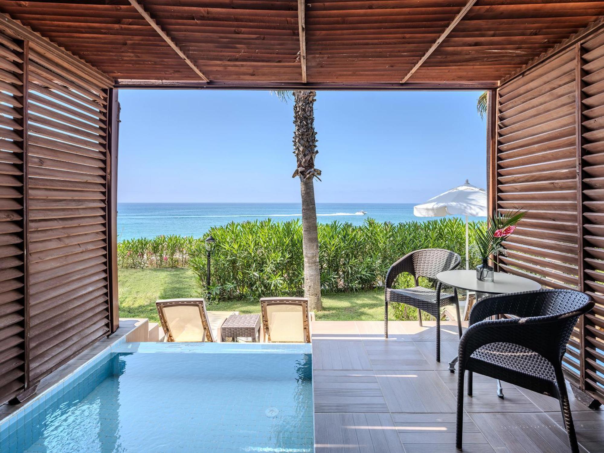 Adora Calma Beach Hotel Adults Only Kızılot エクステリア 写真